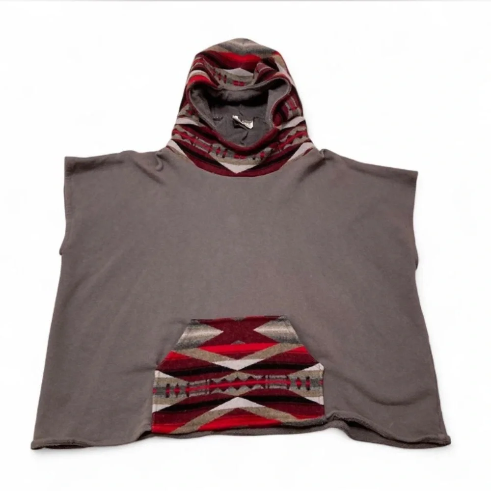 3/$15 Imone Organic Apparel Aztec Print Poncho Gray Boho Festival Women’s Medium - Picture 5 of 7